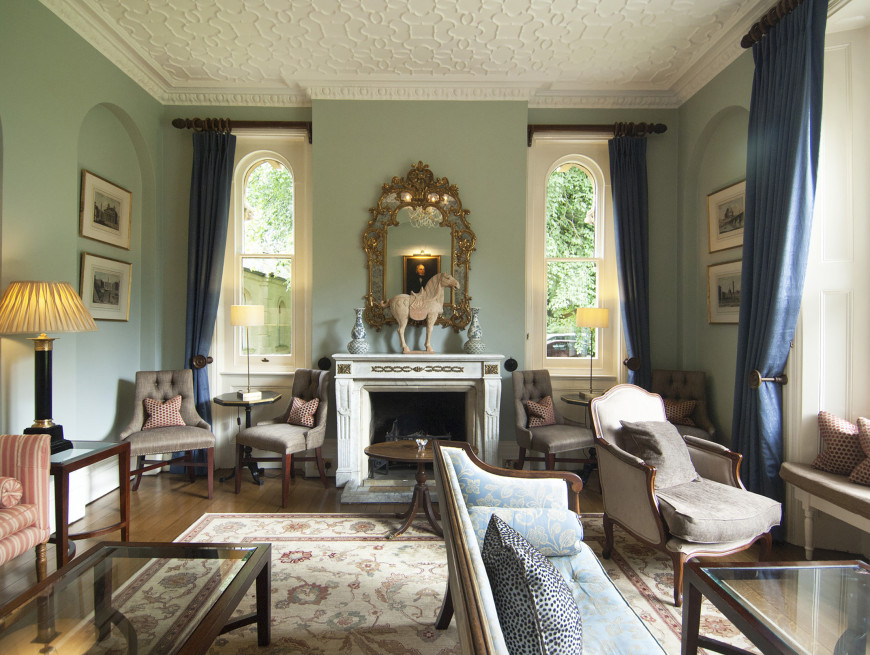 Beechfield lounge