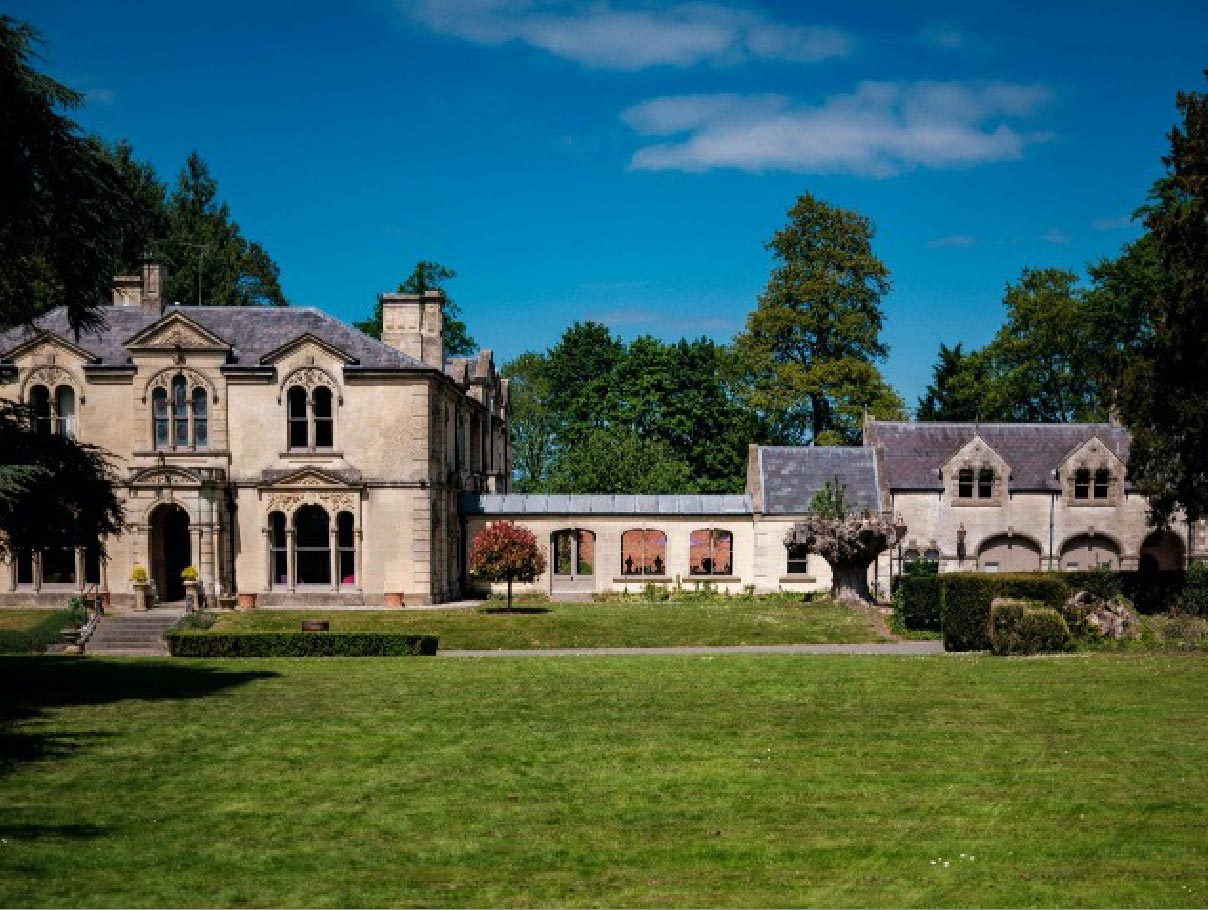 Quiet Luxury Country House